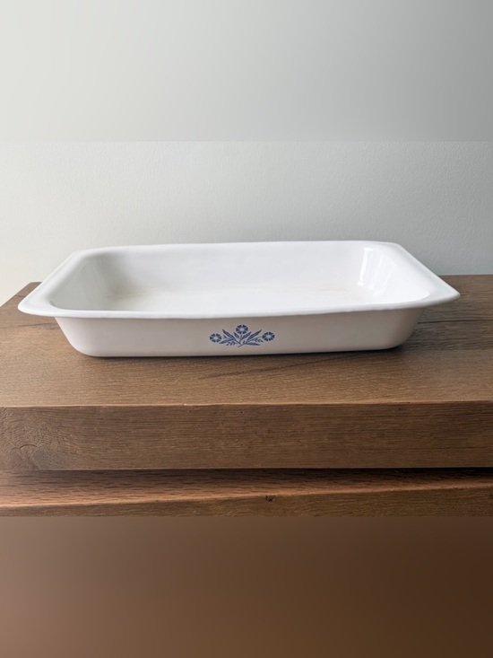 Corningware Other - Corningware White Lasagne Pan Navy Blue Logo
